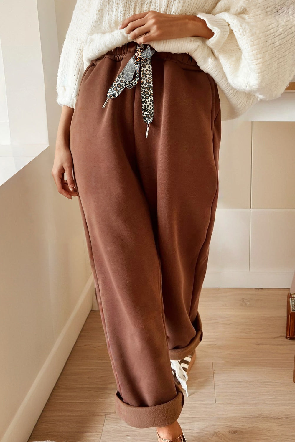 Amaris Elastic Waist Solid Pants