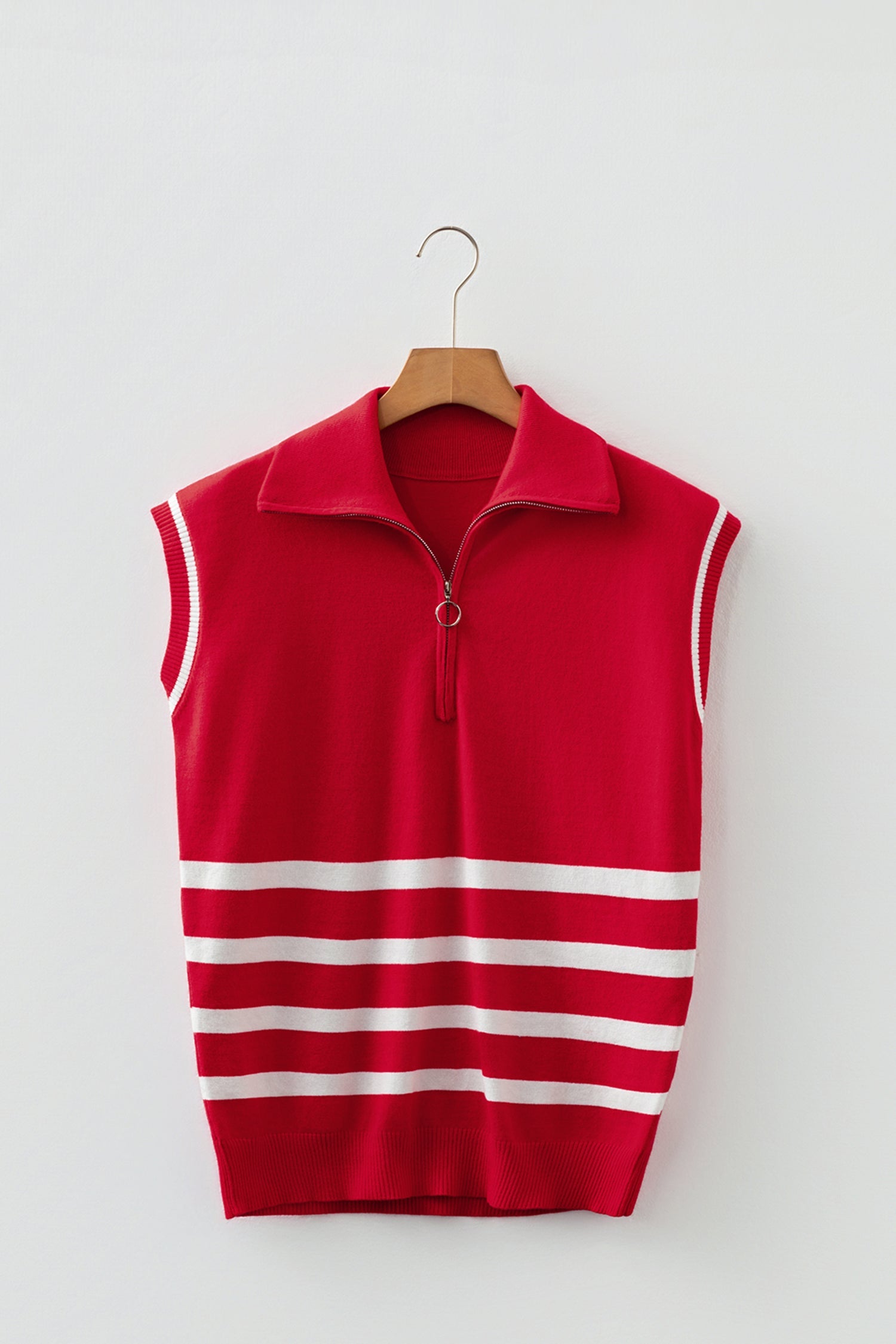Ila Detail Short Sleeve Sweater